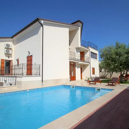 Casa Rafael 2 شقة